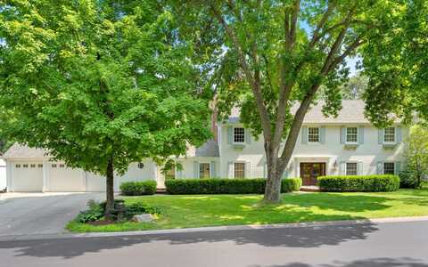 Larada, MINNEAPOLIS, MN 55436