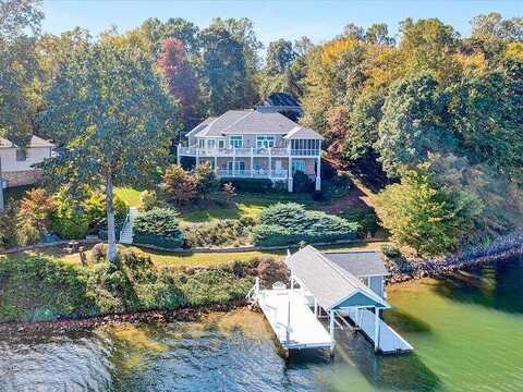 Channelview, MONETA, VA 24121