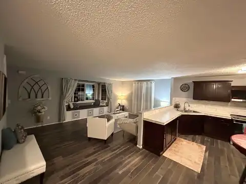 19Th, CAMBRIDGE, MN 55008