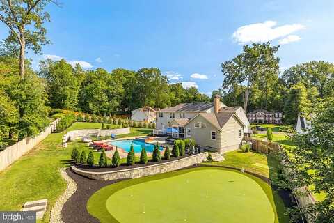 Holly Briar, GREAT FALLS, VA 22066