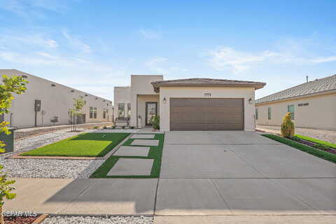 Paseo Dulce, EL PASO, TX 79928