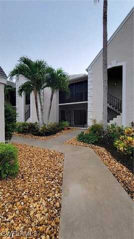 Kelly Woods Dr, Fort Myers, FL 33908