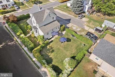 Andrews, DARBY, PA 19023