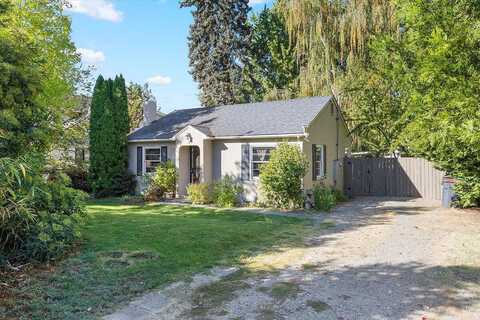 Highland, MEDFORD, OR 97504