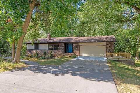 Woodhill, MINNETONKA, MN 55345