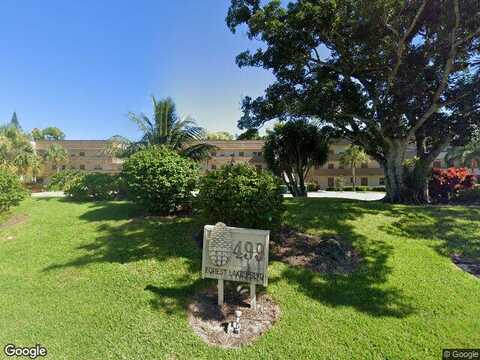 Forest Lakes, NAPLES, FL 34105