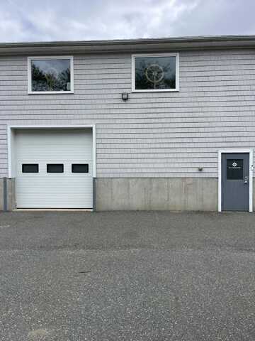152 Cranberry Highway, Sagamore, MA 02561