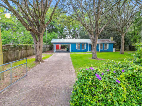 Hickory, NICEVILLE, FL 32578