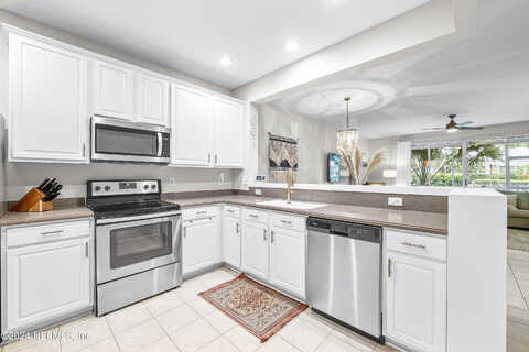 Stone Pond, JACKSONVILLE, FL 32224