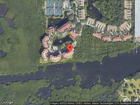 Eagles Point Cir, Sarasota, FL 34231