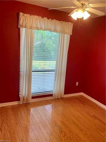 Chantelle Dr, Naples, FL 34112