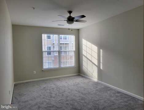 Bellforest Ct, Vienna, VA 22180