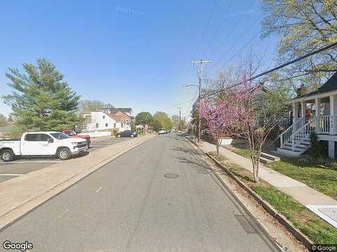 Auburn Ct, Alexandria, VA 22305