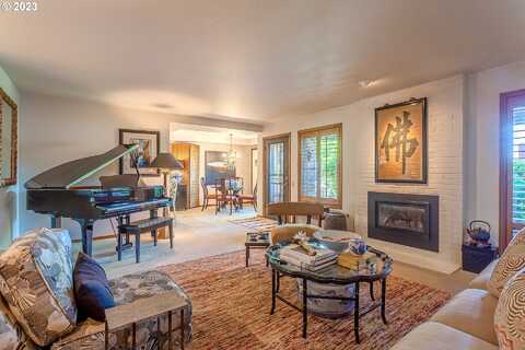 Sw 114Th Ct, Tigard, OR 97224
