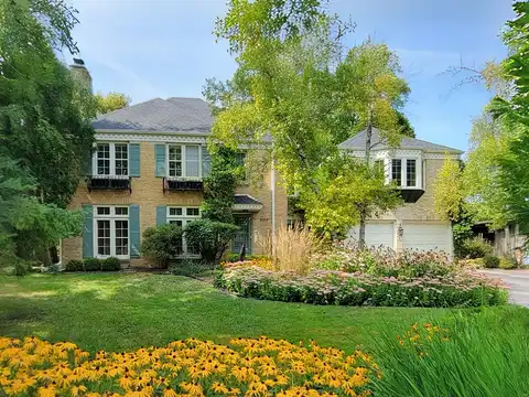 Bayside, MILWAUKEE, WI 53217