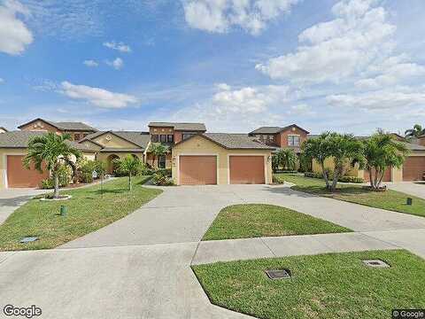 Luminary Cir, Melbourne, FL 32901