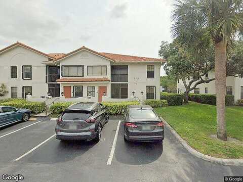 Sills Dr E, Boynton Beach, FL 33437