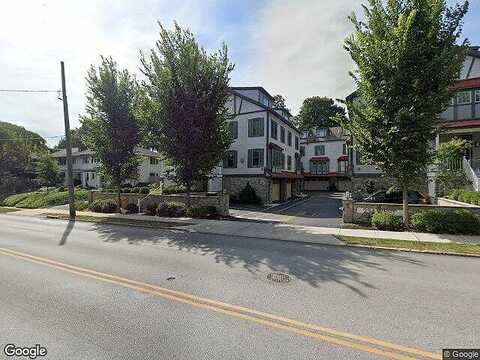 Montgomery Ave, Haverford, PA 19041