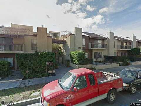 Greenfield Ave, Los Angeles, CA 90025