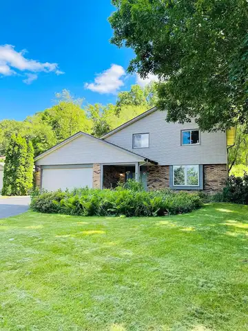 Bethesda, WAUKESHA, WI 53188