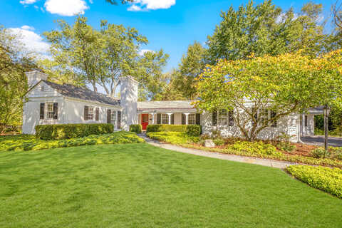 Ravine, MEQUON, WI 53092