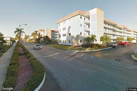 59Th St S, Gulfport, FL 33707