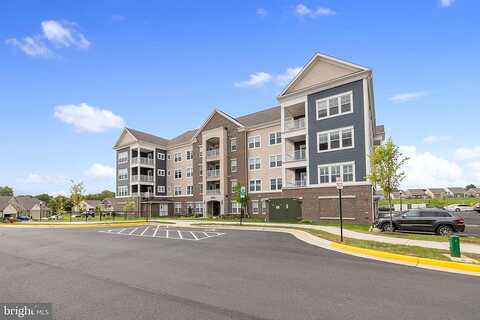 Hawksbill High Cir, Sterling, VA 20164