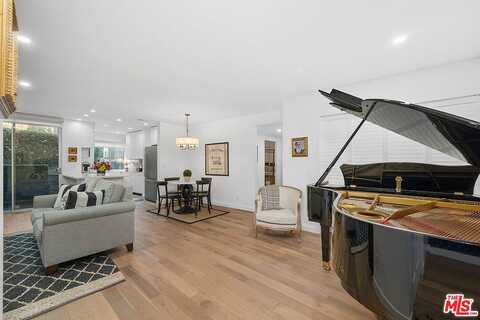 Franklin Avenue #101, Los Angeles, CA 90046