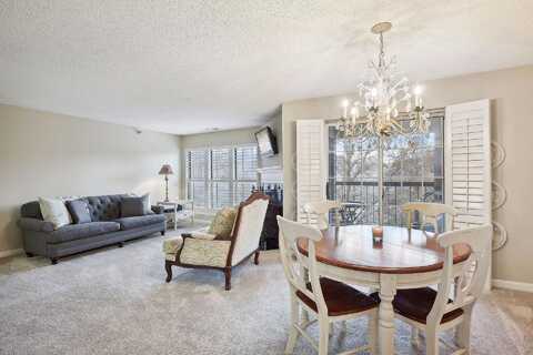 Chasewood Parkway #201, Minnetonka, MN 55343