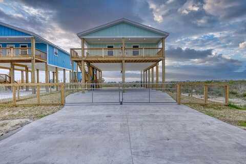 W Misty Oak W, Rockport, TX 78382