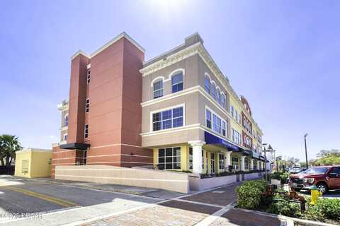 Wall Street #205, Daytona Beach, FL 32114