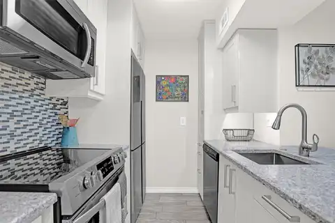 Midway Road #2110, Dallas, TX 75244
