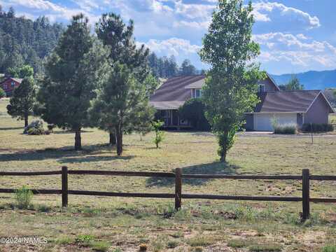 E Rolling Thunder Drive, Flagstaff, AZ 86004