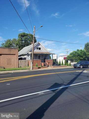 Edgmont, BROOKHAVEN, PA 19015