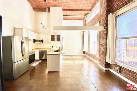 W 7Th Street #1203, Los Angeles, CA 90014