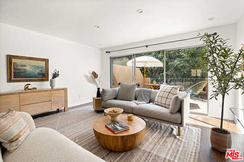 S Cochran Avenue #10, Los Angeles, CA 90019