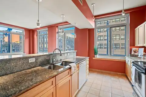 N Milwaukee Street #202, Milwaukee, WI 53202