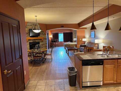 River Road #2415, Wisconsin Dells, WI 53965