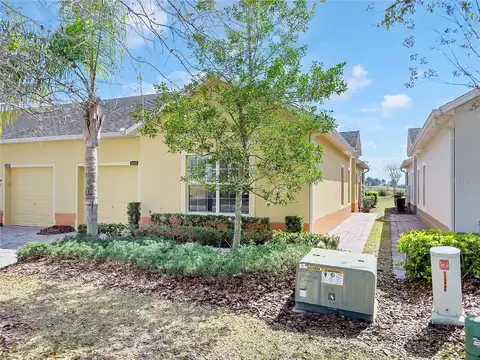 Solana Circle #A, CLERMONT, FL 34711