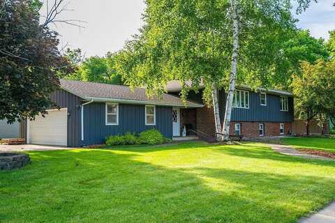 13Th Avenue, Willmar, MN 56201