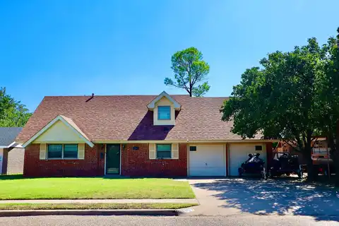 67Th, Lubbock, TX 79412
