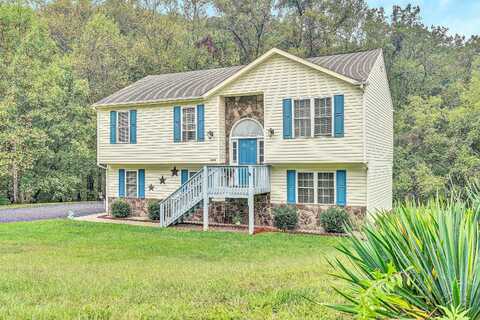 Feather Road Rd, Vinton, VA 24179