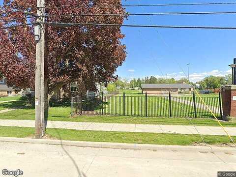 N Madison St, Friesland, WI 53935