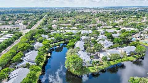 E Discovery Cir E, Deerfield Beach, FL 33442