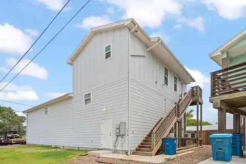 Roberts, PORT ARANSAS, TX 78373