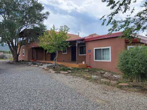 Este Es, TAOS, NM 87571