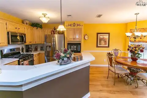Chapman, BURKBURNETT, TX 76354