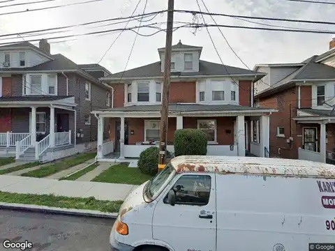 Broadway, FOUNTAIN HILL, PA 18015