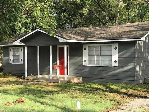 8Th, BONHAM, TX 75418