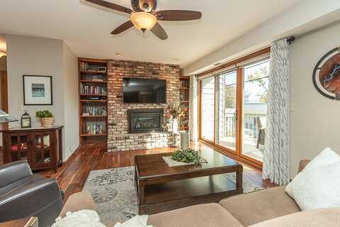 France, MINNEAPOLIS, MN 55410